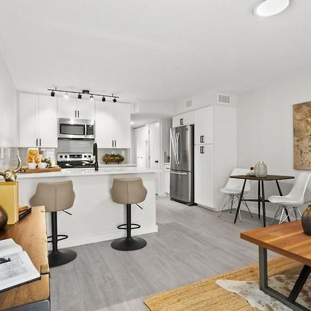 University Serenity Suites Τάμπα Εξωτερικό φωτογραφία