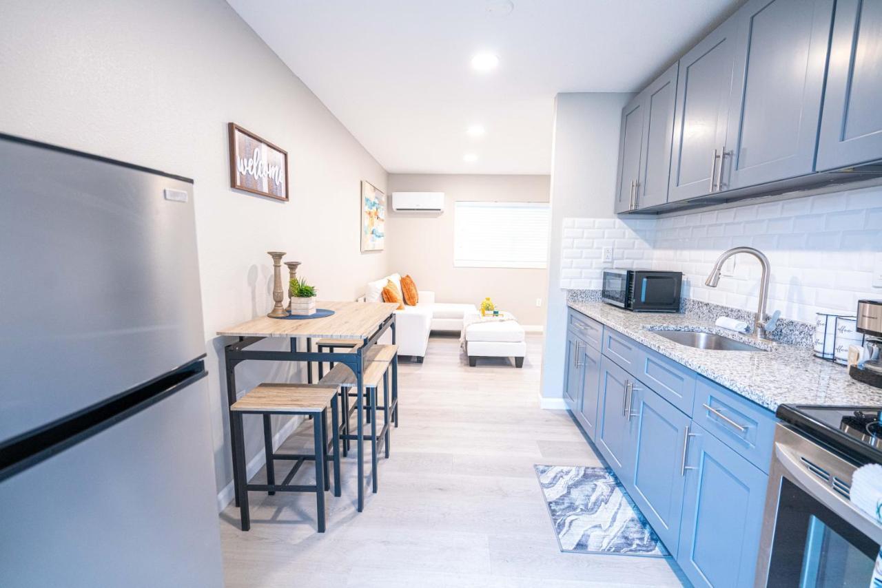 University Serenity Suites Τάμπα Εξωτερικό φωτογραφία