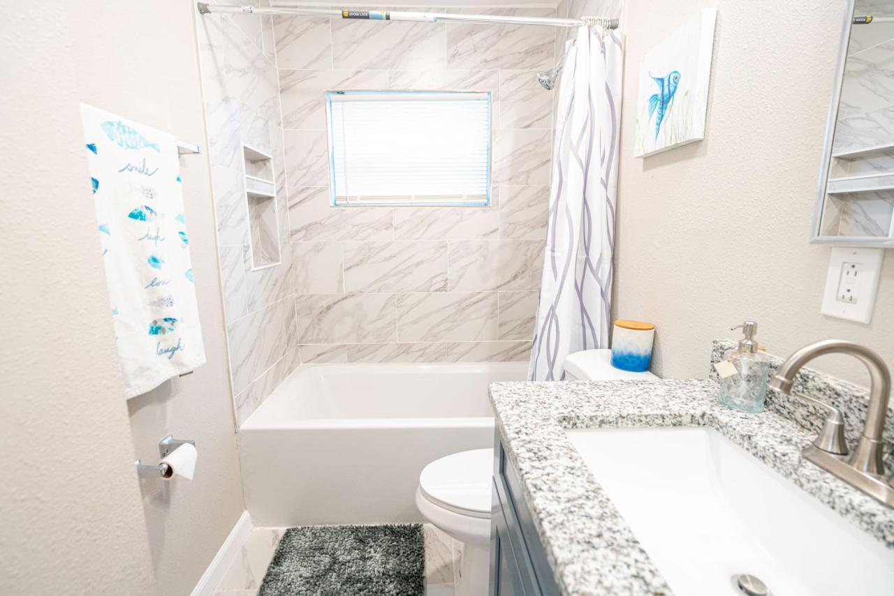 University Serenity Suites Τάμπα Εξωτερικό φωτογραφία