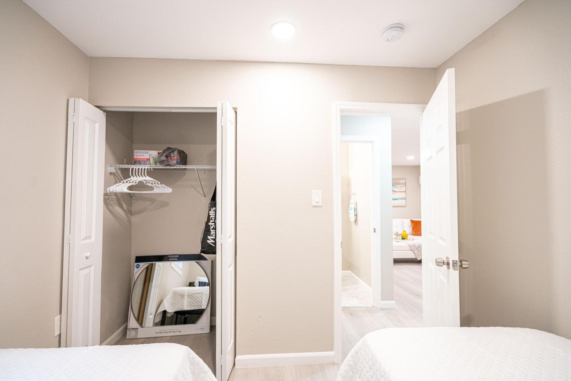 University Serenity Suites Τάμπα Εξωτερικό φωτογραφία